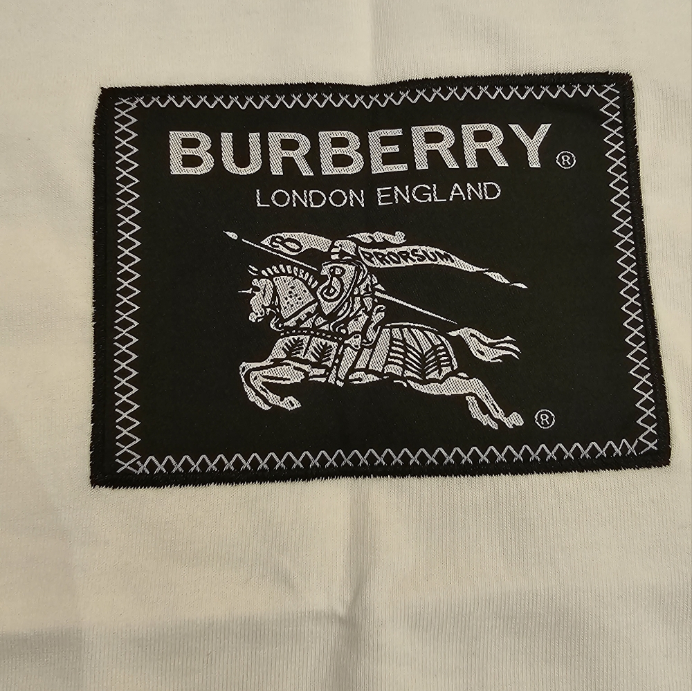Burberry Tee - Picture 3 of 6